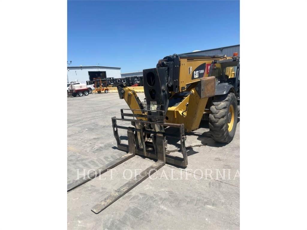 CAT TL1055 Телескопічні навантажувачі