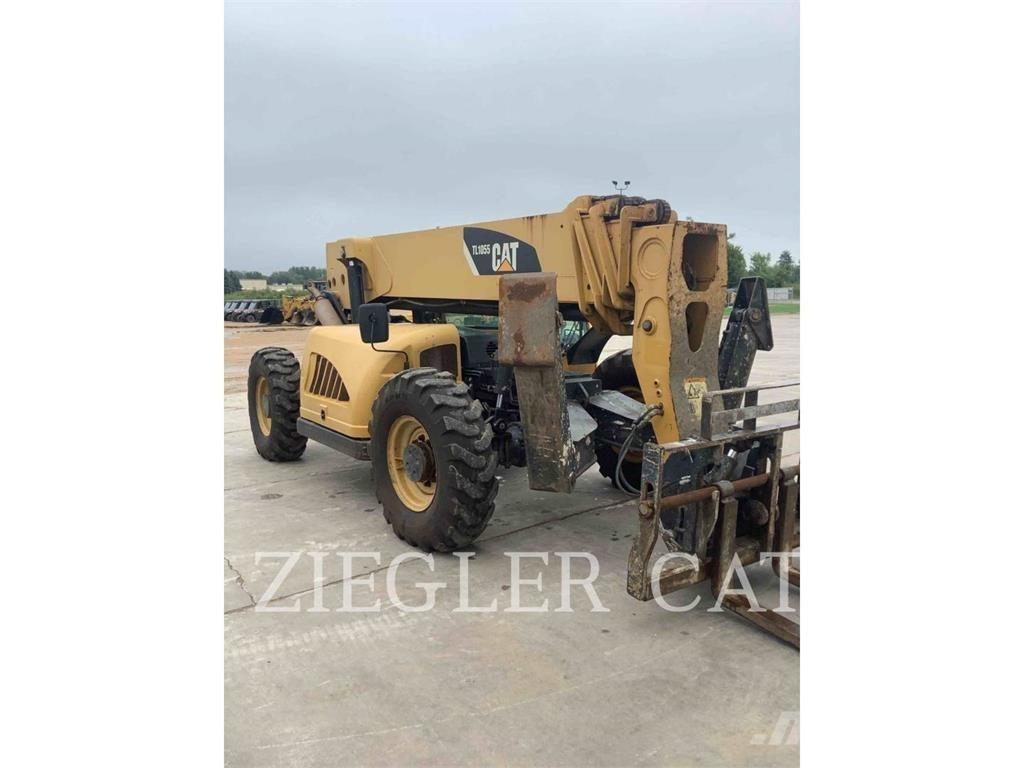 CAT TL1055 Телескопічні навантажувачі