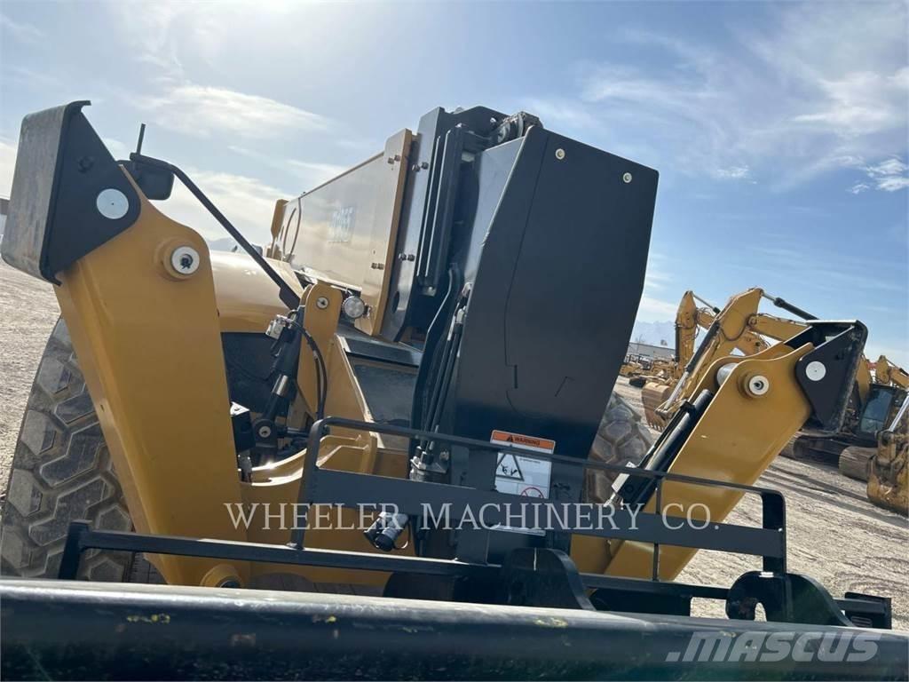 CAT TL1055-05 Телескопічні навантажувачі