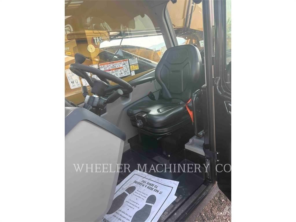 CAT TL1055-05 Телескопічні навантажувачі