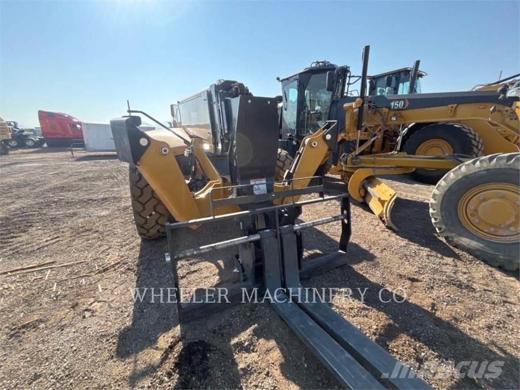 CAT TL1055 CAN Телескопічні навантажувачі