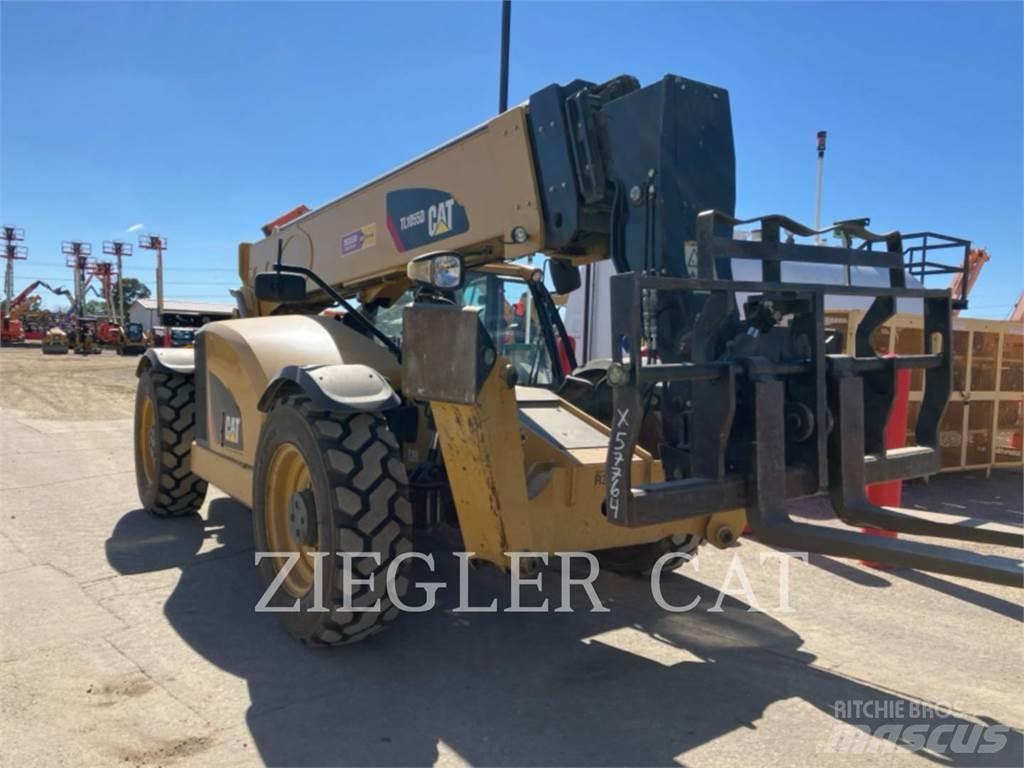 CAT TL1055D Телескопічні навантажувачі