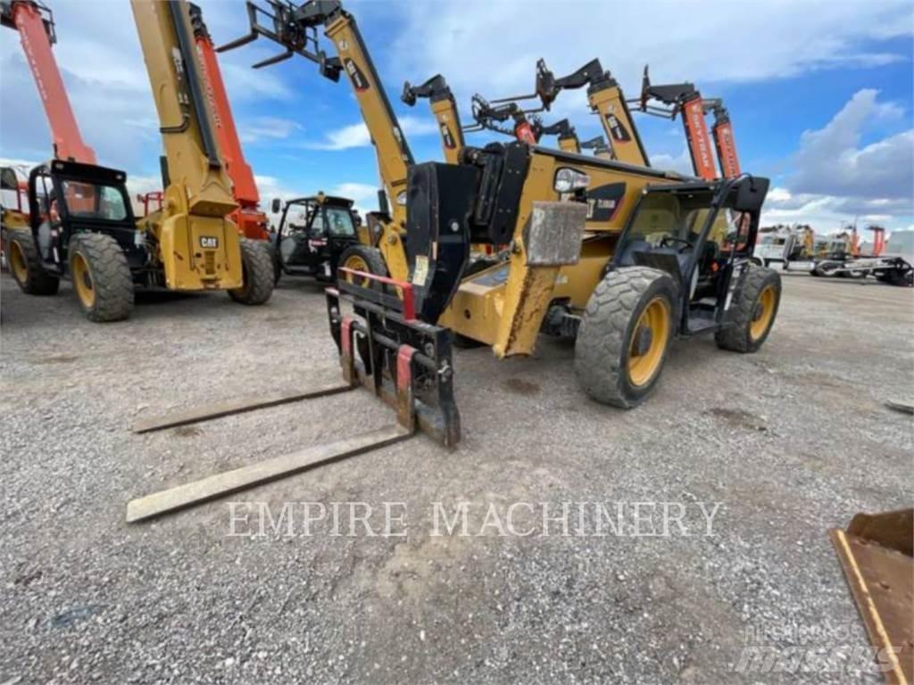 CAT TL1055D Телескопічні навантажувачі