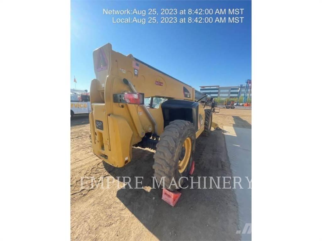 CAT TL1055D Телескопічні навантажувачі