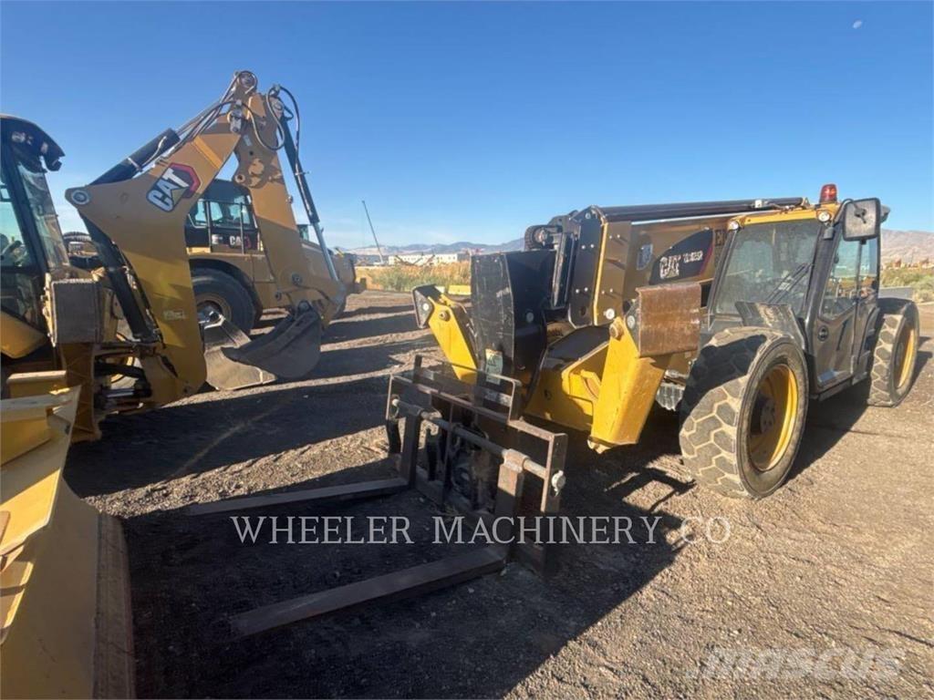 CAT TL1055D CB Телескопічні навантажувачі