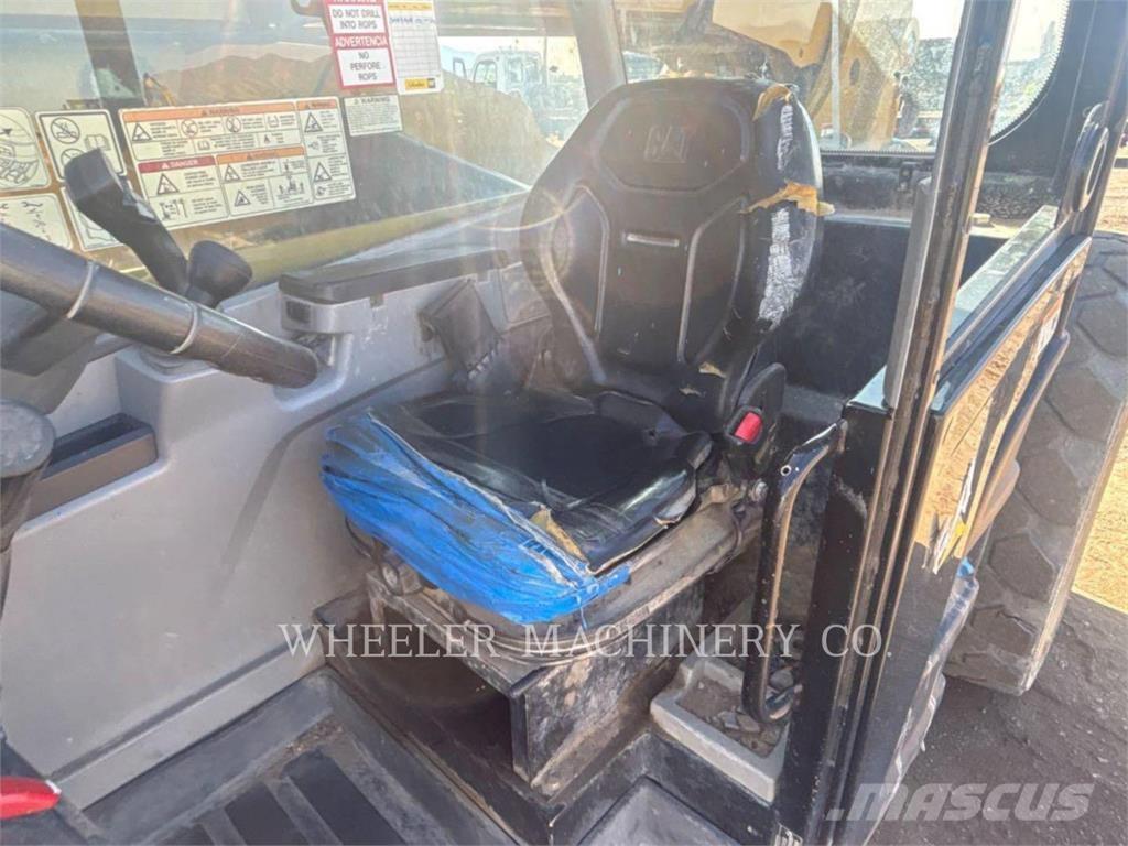 CAT TL1055D OR Телескопічні навантажувачі