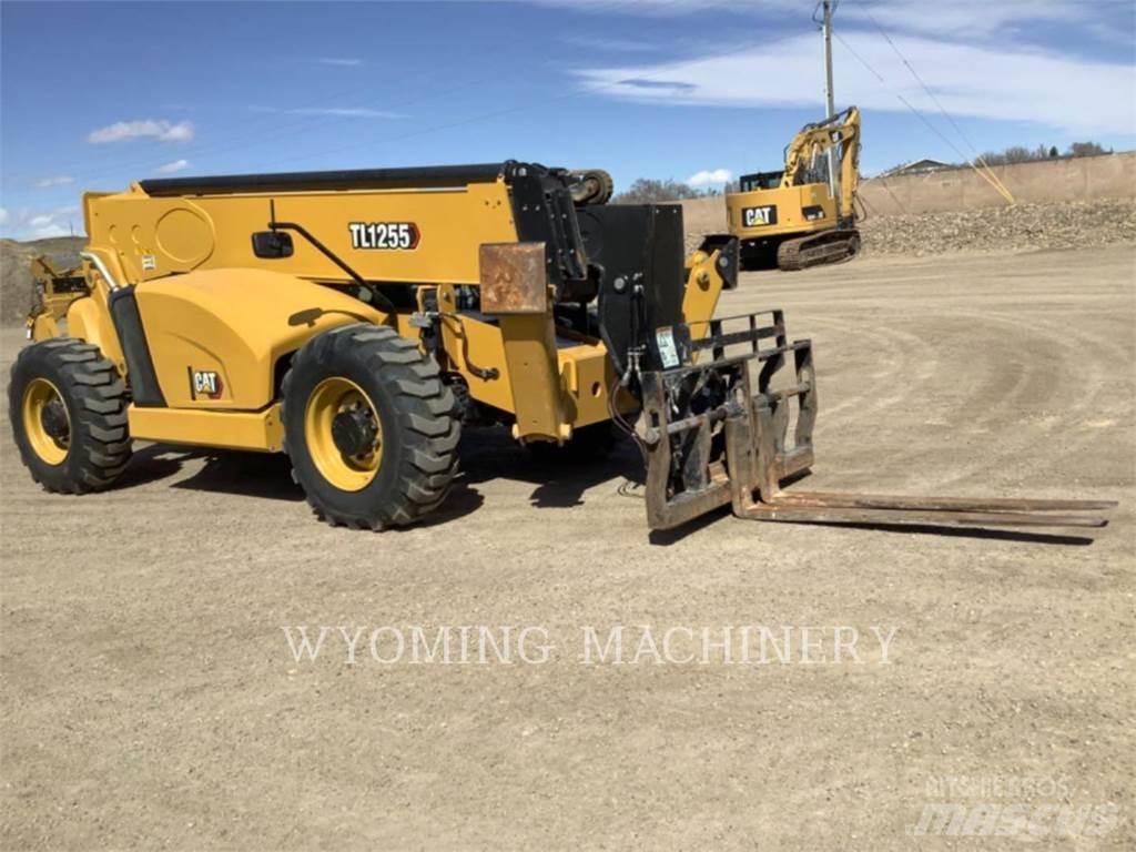 CAT TL1255 Телескопічні навантажувачі