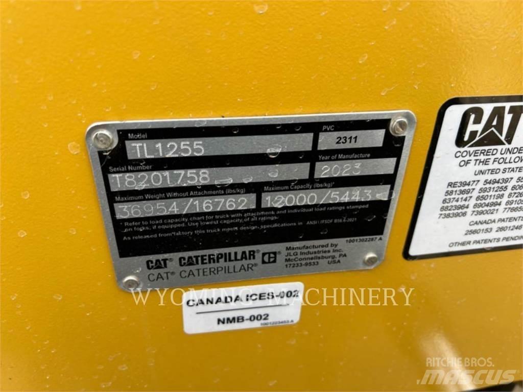 CAT TL1255 Телескопічні навантажувачі