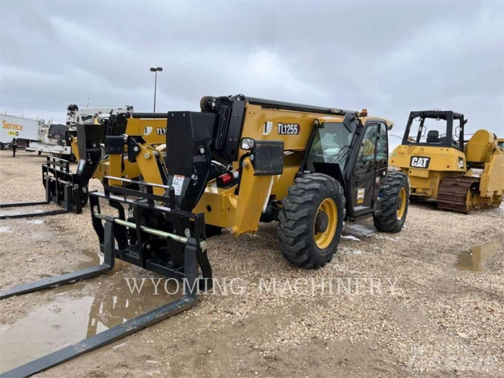 CAT TL1255 Телескопічні навантажувачі