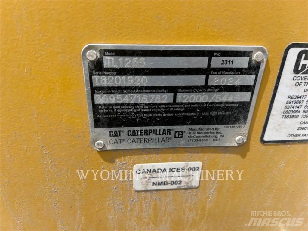 CAT TL1255 Телескопічні навантажувачі