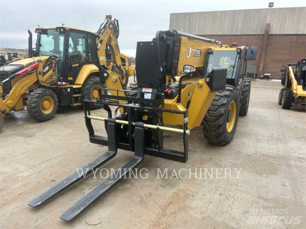 CAT TL1255 Телескопічні навантажувачі