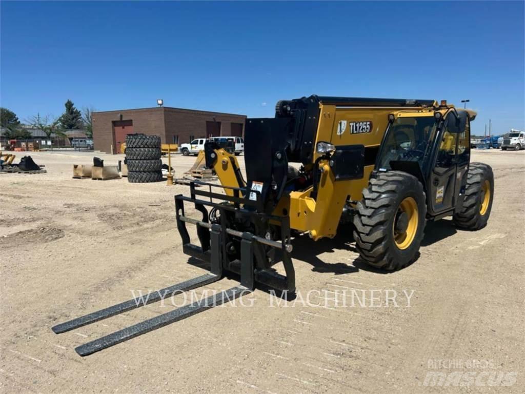 CAT TL1255 Телескопічні навантажувачі