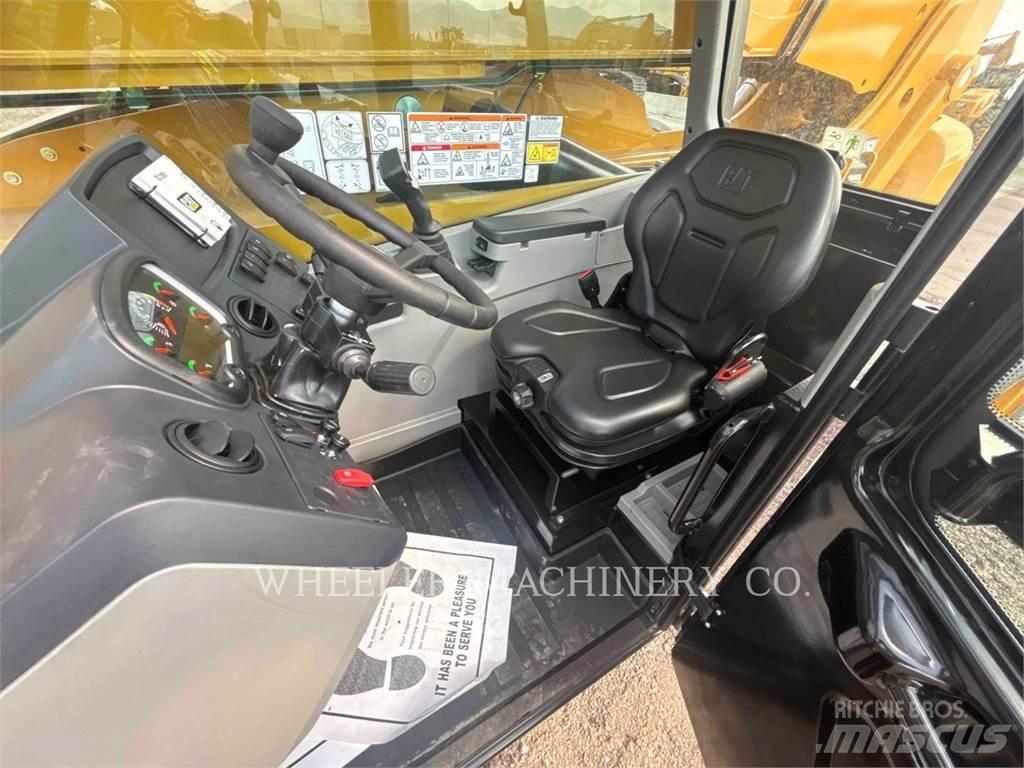CAT TL1255 Телескопічні навантажувачі