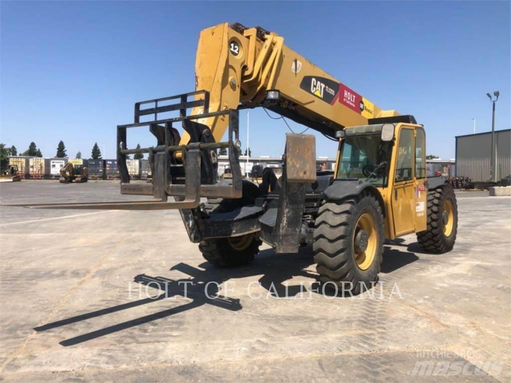 CAT TL1255 Телескопічні навантажувачі