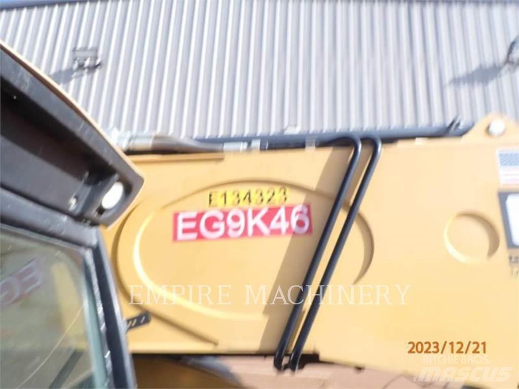 CAT TL1255D Телескопічні навантажувачі