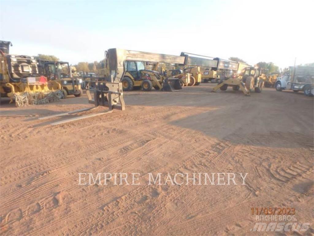 CAT TL1255D Телескопічні навантажувачі