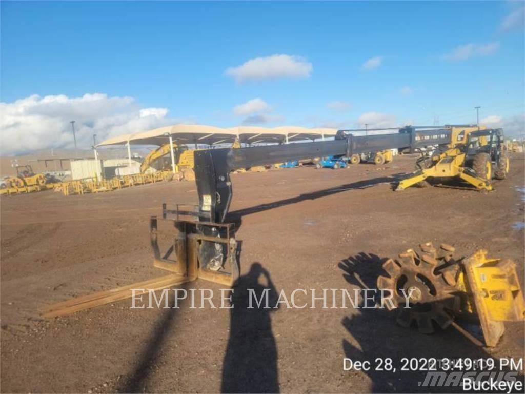CAT TL1255D Телескопічні навантажувачі