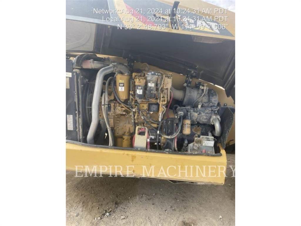 CAT TL1255D Телескопічні навантажувачі