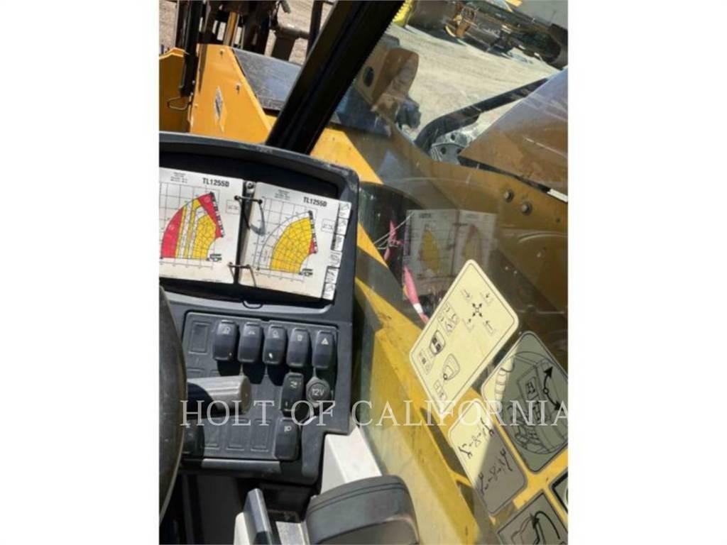 CAT TL1255D Телескопічні навантажувачі