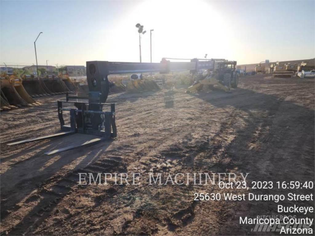 CAT TL1255D Телескопічні навантажувачі