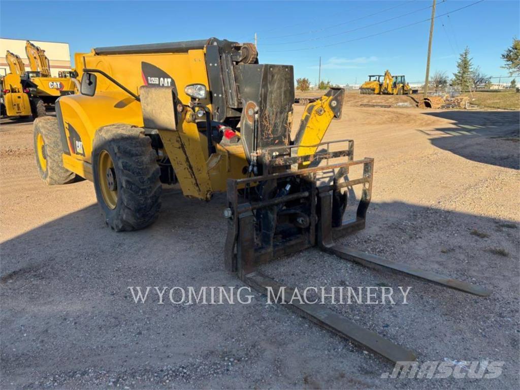 CAT TL1255D Телескопічні навантажувачі