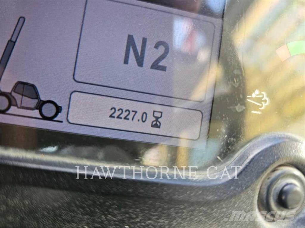 CAT TL1255D Телескопічні навантажувачі