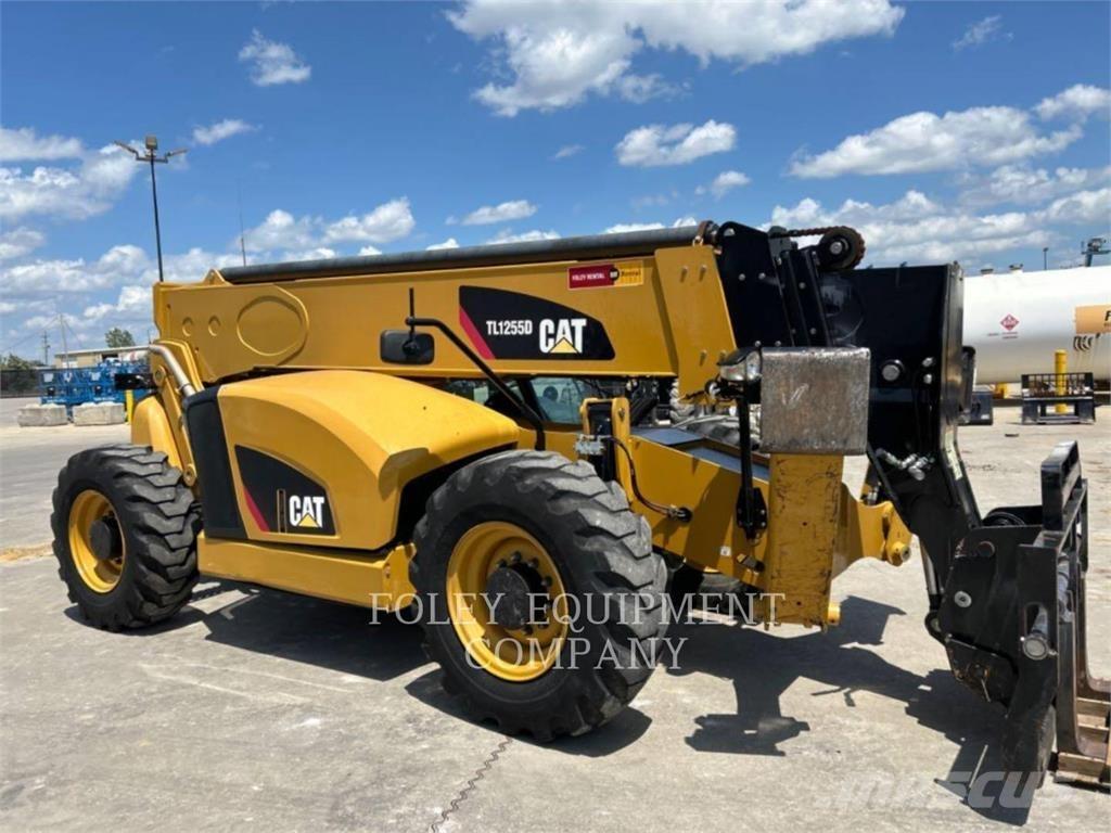 CAT TL1255DC Телескопічні навантажувачі
