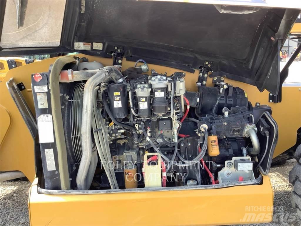 CAT TL1255DC Телескопічні навантажувачі