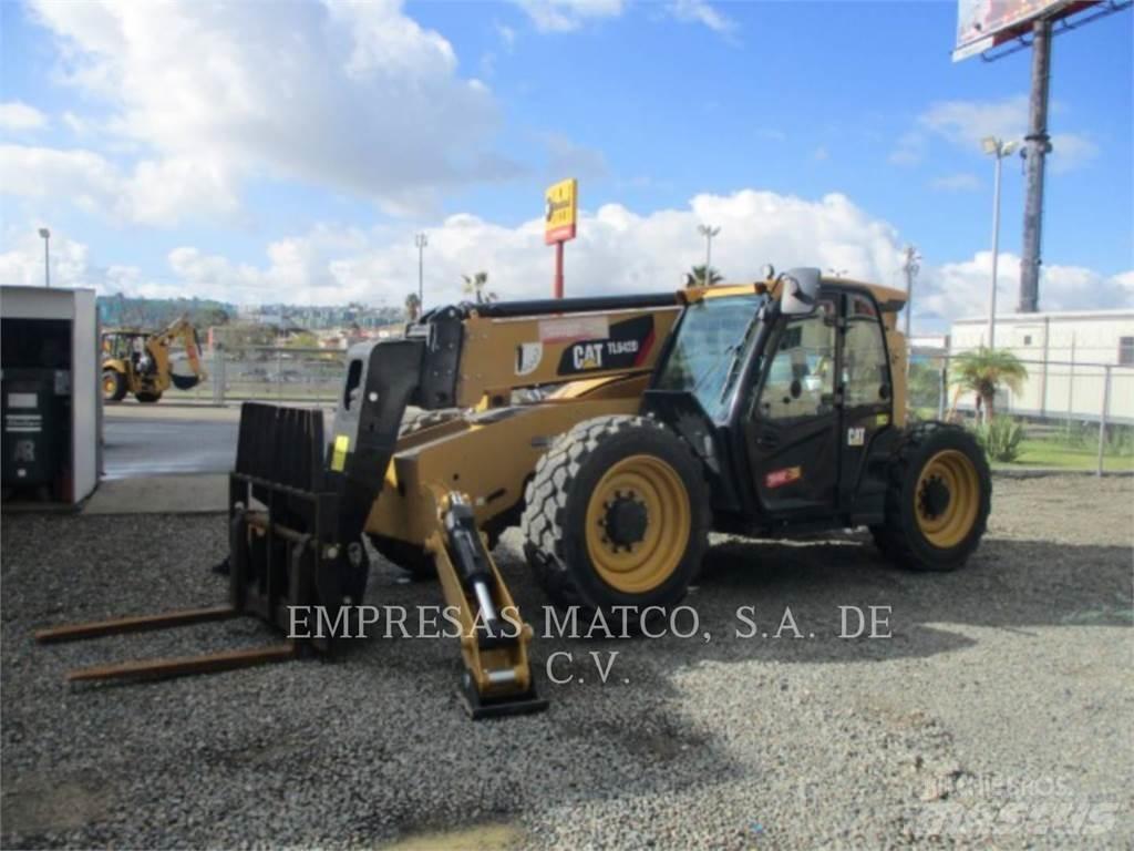 CAT TL642D Телескопічні навантажувачі