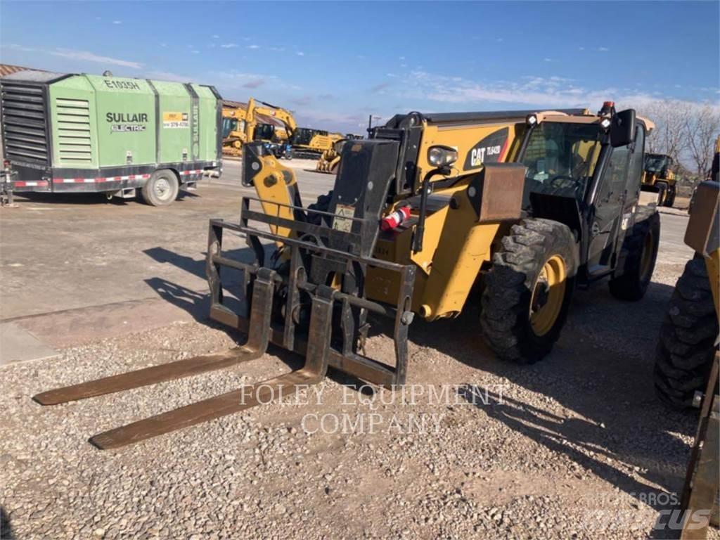 CAT TL642DC Телескопічні навантажувачі