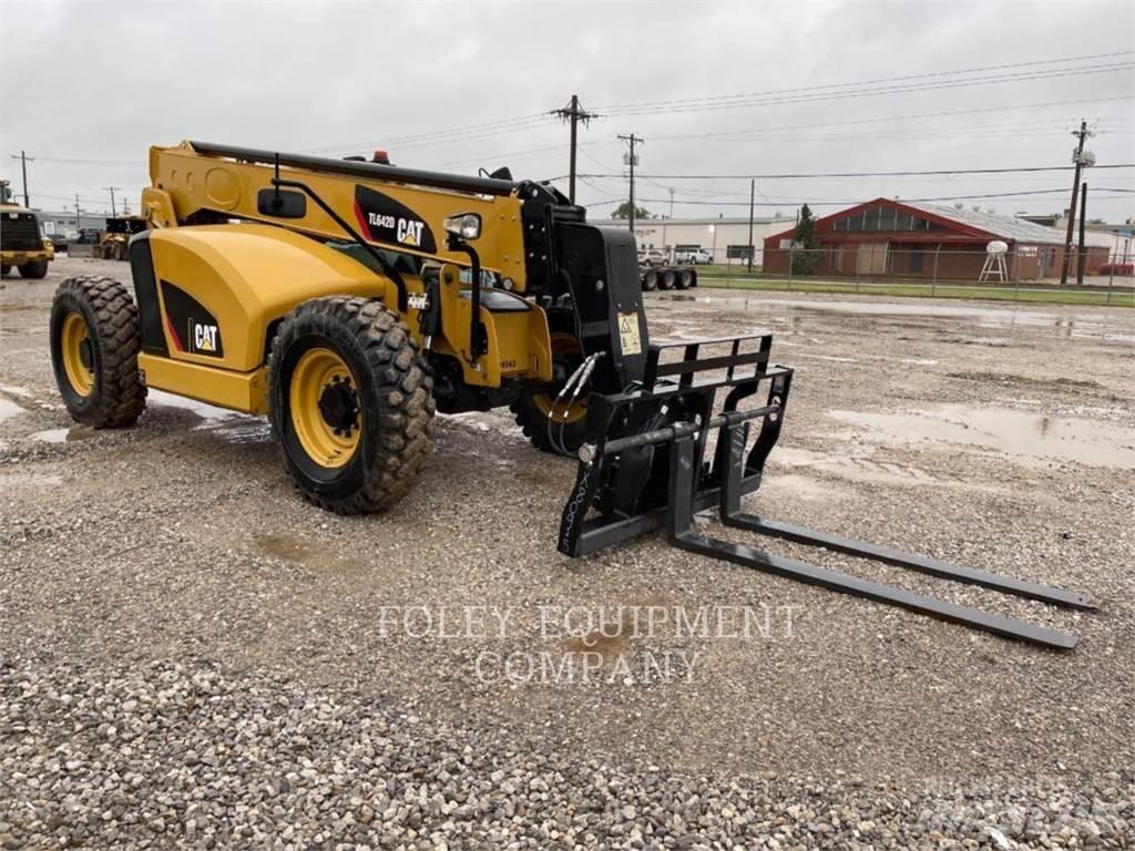 CAT TL642DC Телескопічні навантажувачі