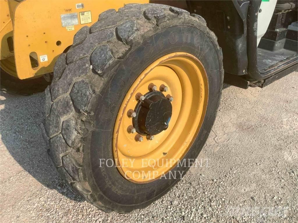 CAT TL642DO Телескопічні навантажувачі