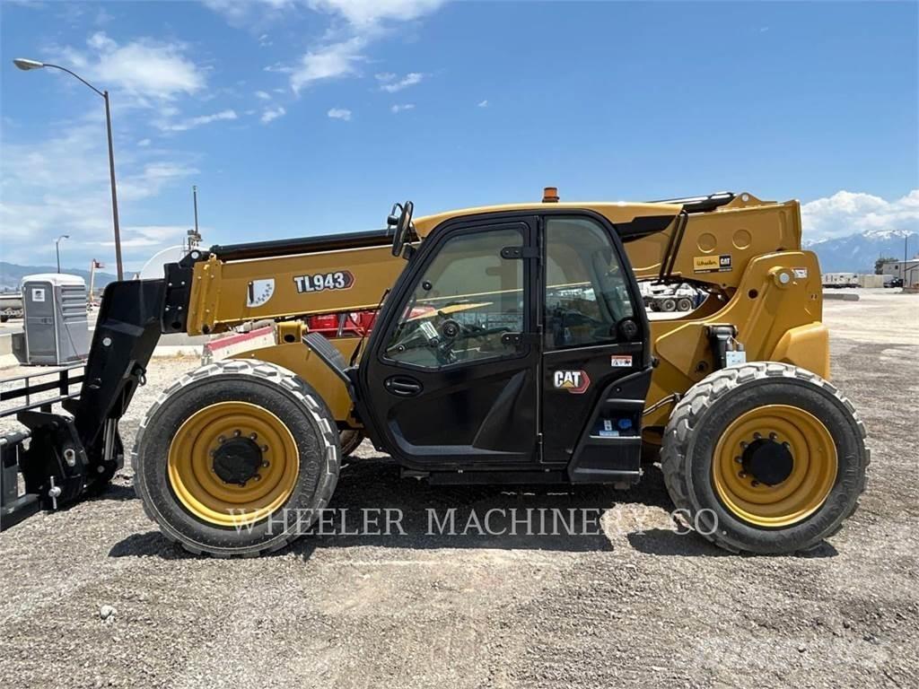 CAT TL943 CB Телескопічні навантажувачі
