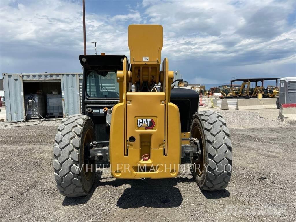 CAT TL943 CB Телескопічні навантажувачі