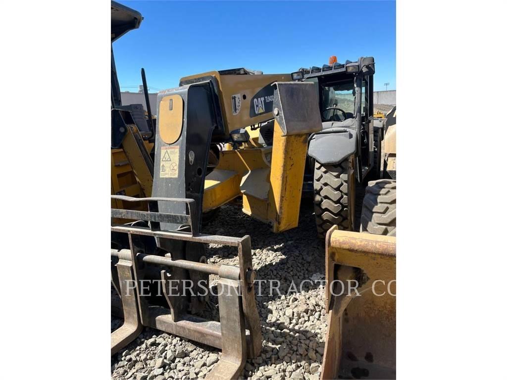 CAT TL943CHRC Телескопічні навантажувачі
