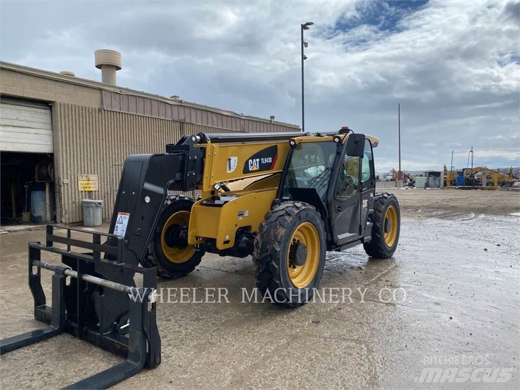 CAT TL943D CB Телескопічні навантажувачі