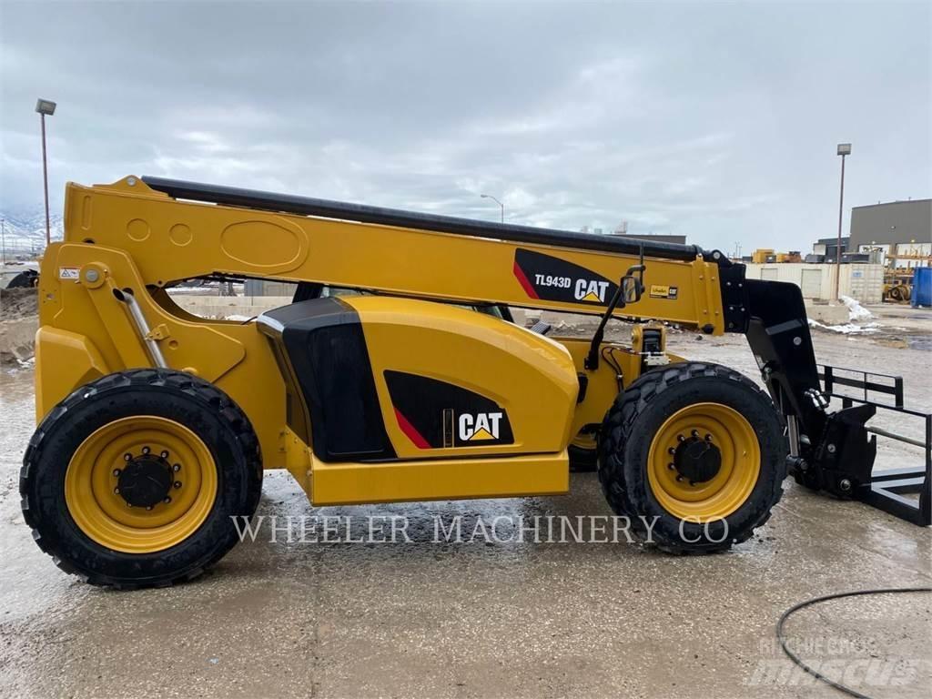 CAT TL943D CB Телескопічні навантажувачі