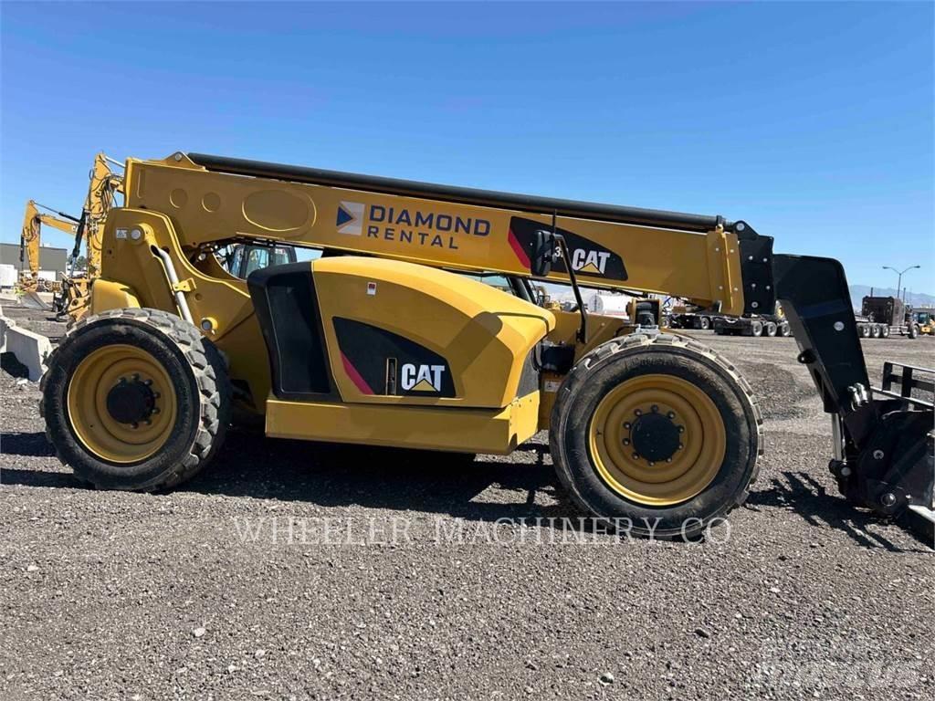 CAT TL943D CB Телескопічні навантажувачі