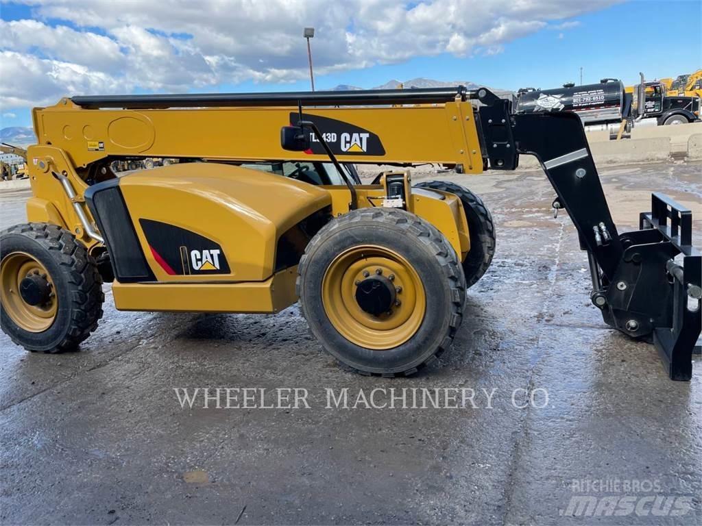 CAT TL943D CB Телескопічні навантажувачі