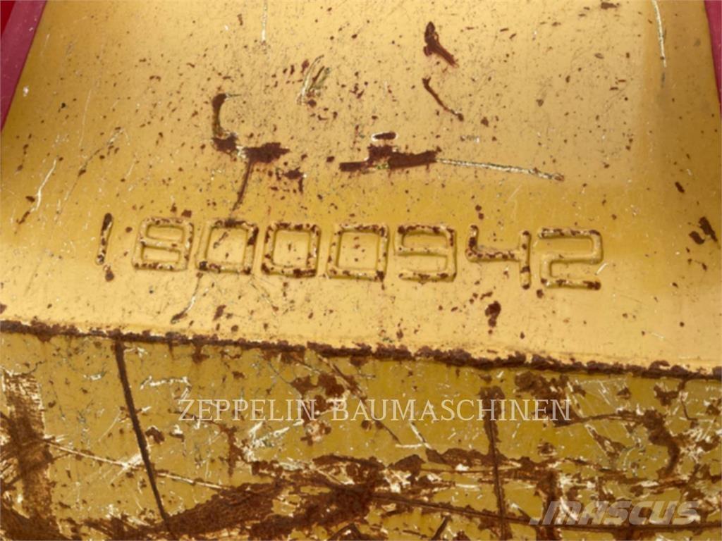 CAT UTL1200 Ковші