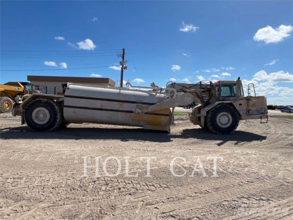 CAT W00 613CII Скрепери