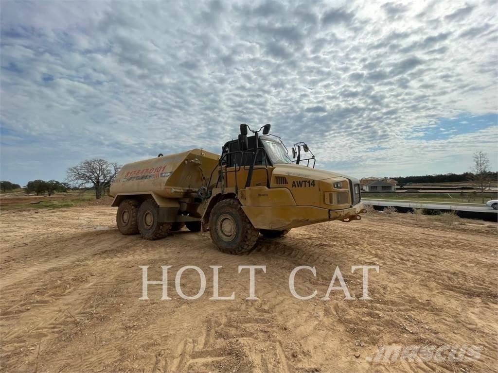 CAT W00 725 Зчленовані самоскиди