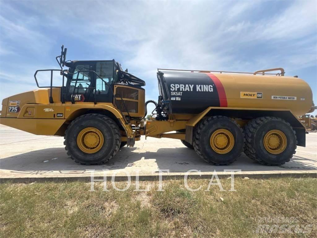 CAT W00 725 Вантажівки-цистерни