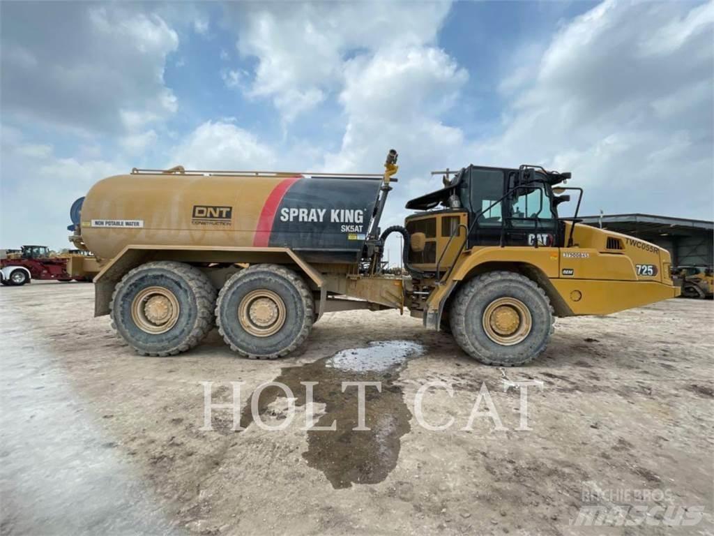 CAT W00 725 Вантажівки-цистерни