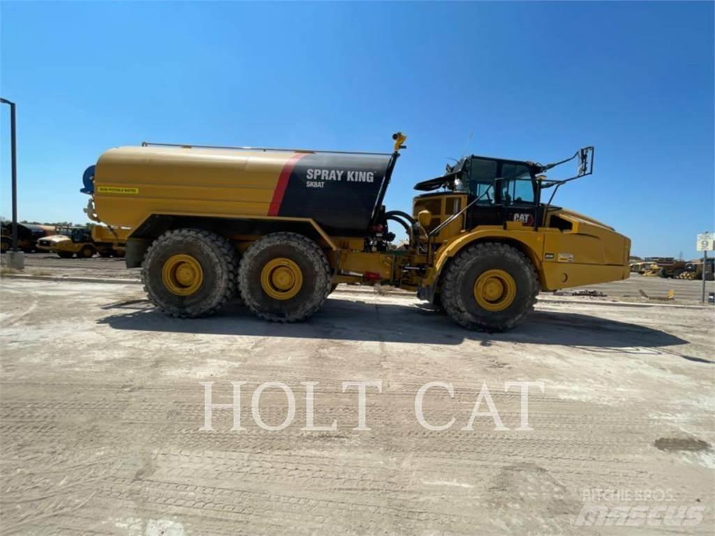 CAT W00 740 Вантажівки-цистерни