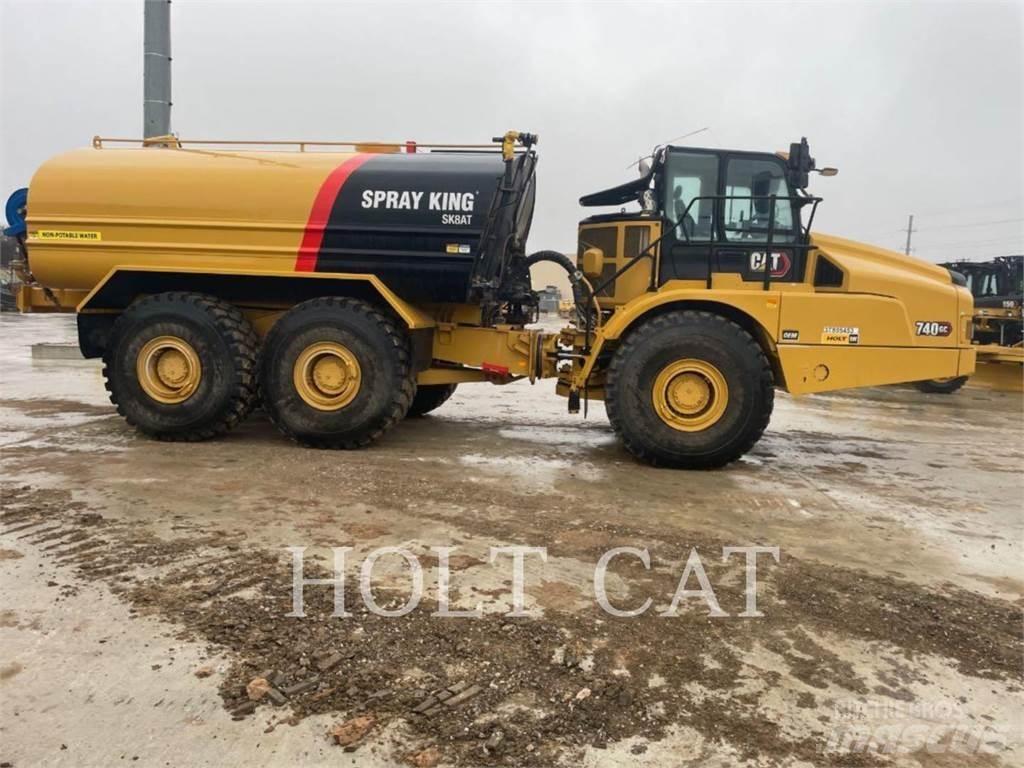 CAT W00 740 Вантажівки-цистерни
