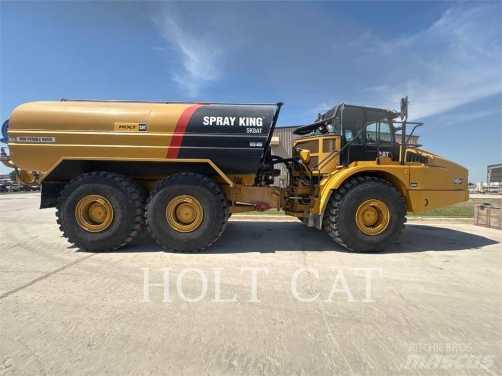 CAT W00 740GC Вантажівки-цистерни