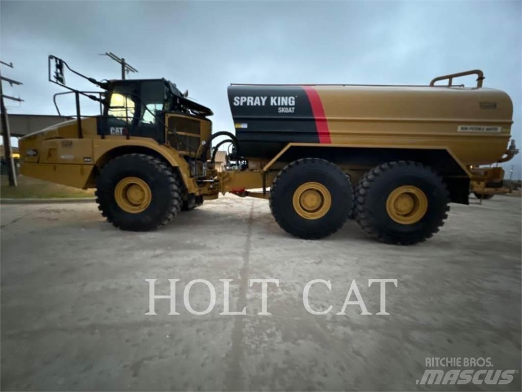 CAT W00 740GC Вантажівки-цистерни
