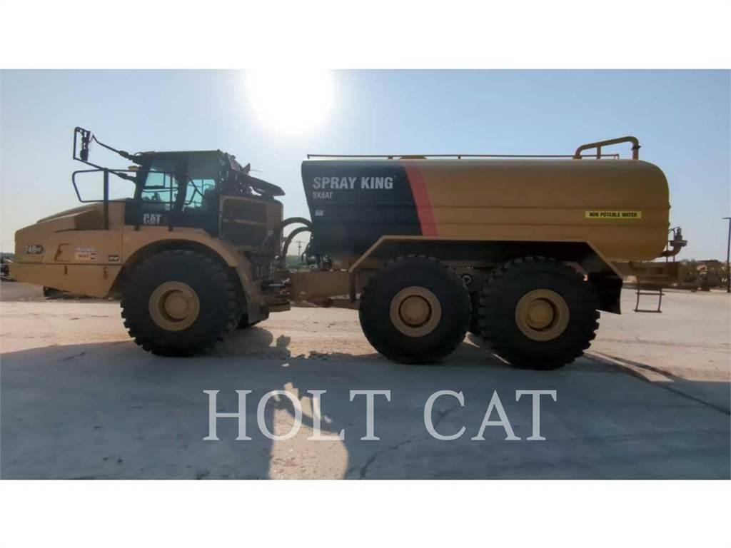 CAT W00 740GC Вантажівки-цистерни