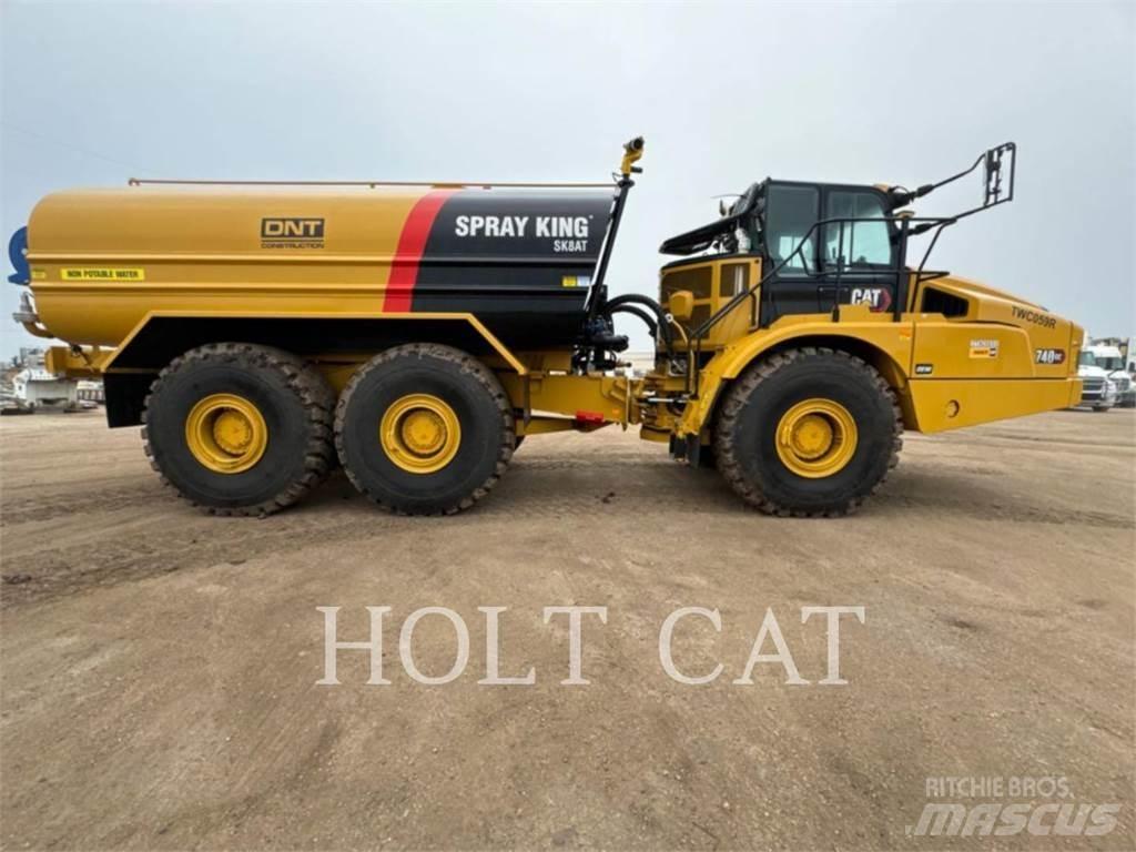 CAT W00 740GC Вантажівки-цистерни